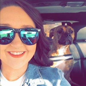 Meet your Posher, Alysha